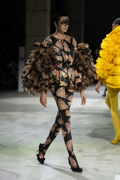 Look 62
